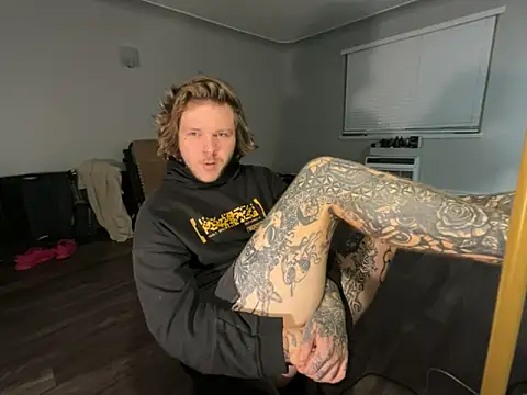 Tatertats live sex cam