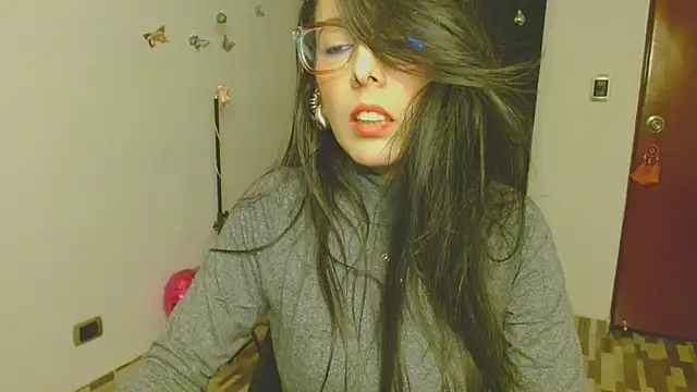 ella_peck's cam snapshot