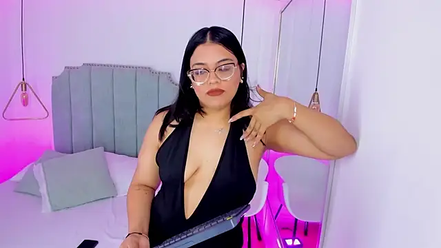 ScarlettWhitmore's cam snapshot