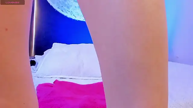 IvannaVolk_'s cam snapshot