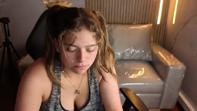 Kitten_Cam's cam snapshot