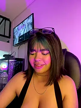 VIOLET_EF's cam snapshot