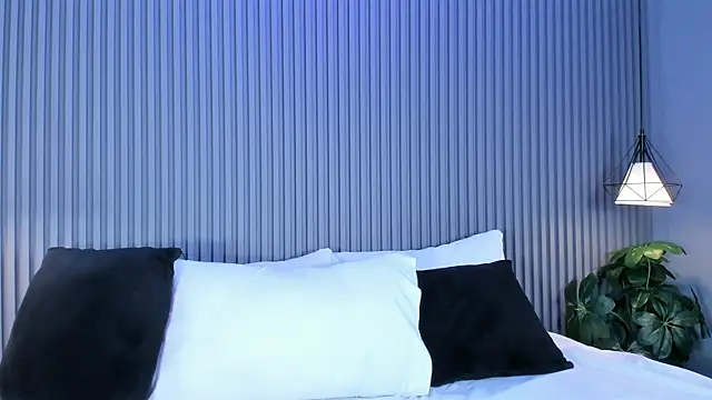 ElaraDusk's cam snapshot