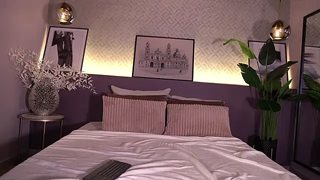 ElleDiane live sex cam