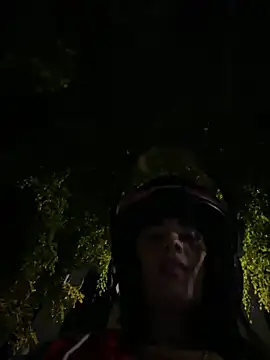 Miiafoxxx live sex cam