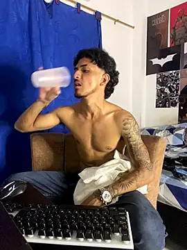 Kriss_Edwards live sex cam