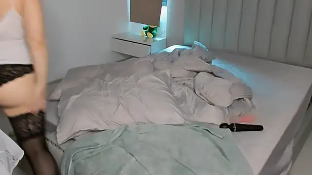 Juliamills's cam snapshot