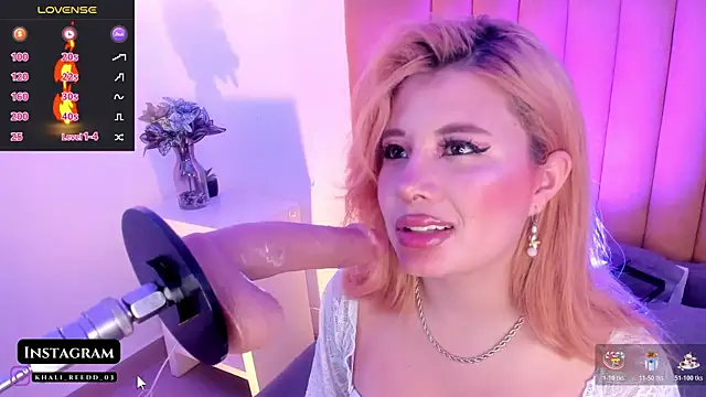 Khali_reed_'s cam snapshot