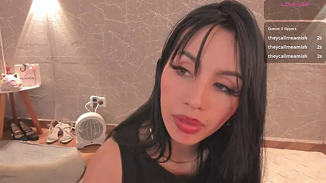 Miss_Charlottet's cam snapshot