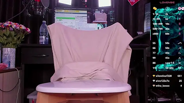 Raissa_sky26's cam snapshot