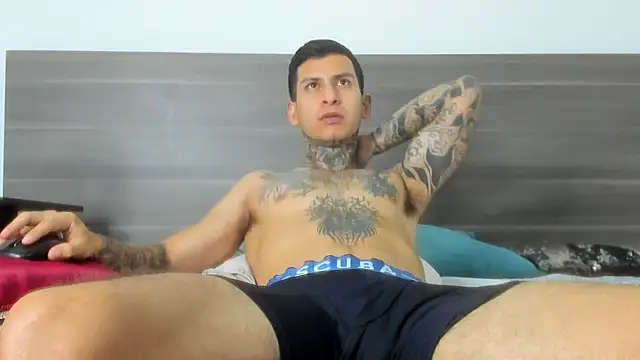 Andrew_sanders68 live sex cam