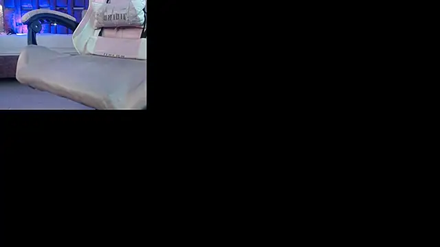 KylieVictoria live sex cam