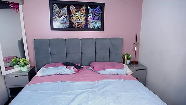 Alaiia___'s cam snapshot