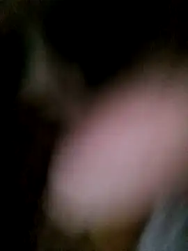 sary-hot2x's cam snapshot