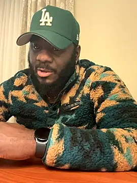 Stayinalive1992 live sex cam