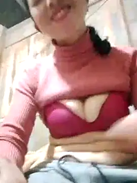 TRIEUTRIEU20's cam snapshot