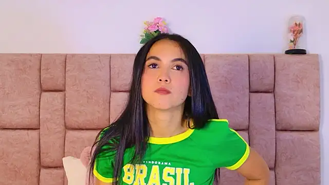 EmilyVixen_'s cam snapshot