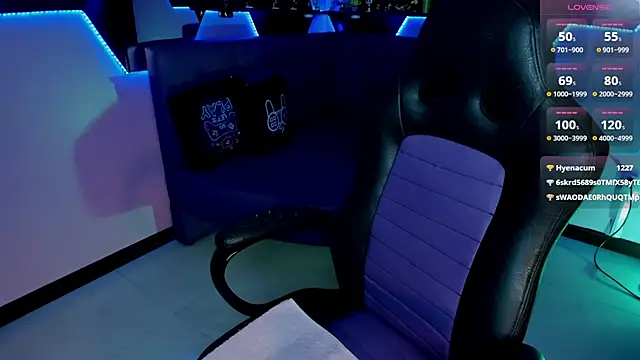 Ramona_Flower live sex cam