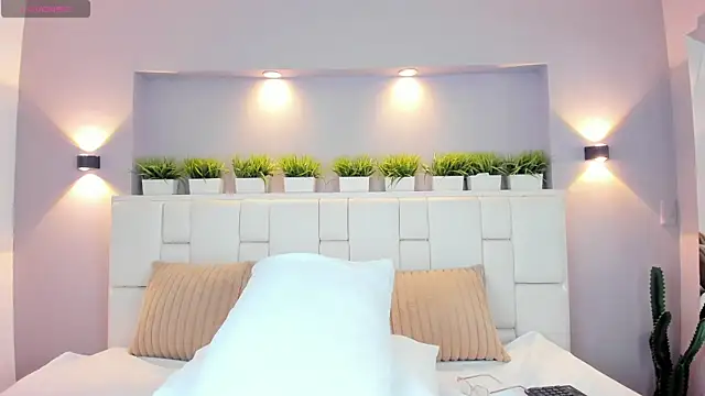 LunnaBlake's cam snapshot