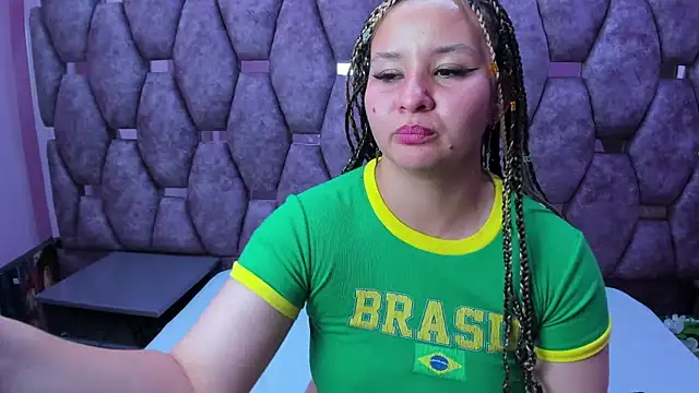 AlaSmith's cam snapshot