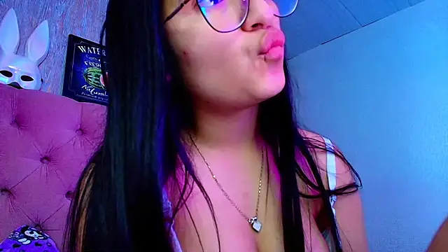 laurenelove's cam snapshot