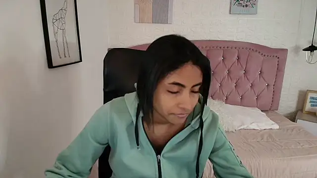 shaneelle's cam snapshot