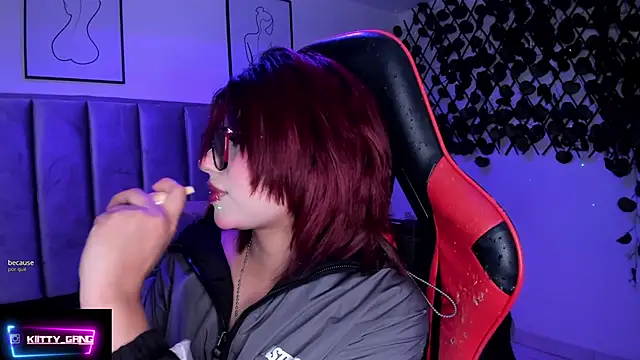 Kitty_Gang's cam snapshot