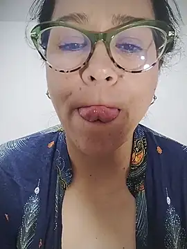 naughty_doll_horny's cam snapshot