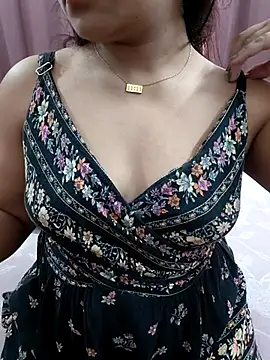 Half_girlfrnd_530's cam snapshot