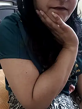 payal_261072_'s cam snapshot