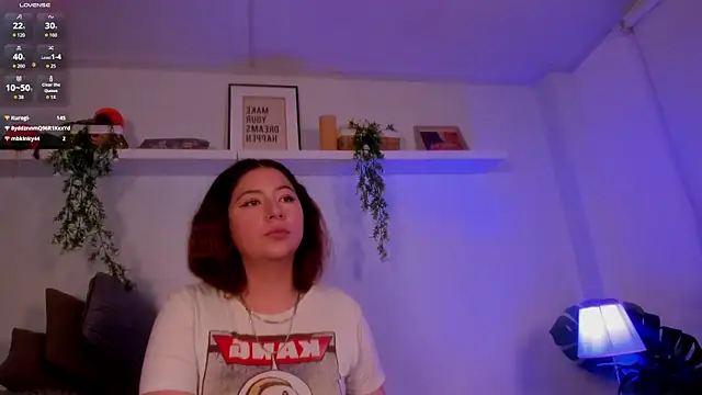 Nicolle_Evanss_'s cam snapshot