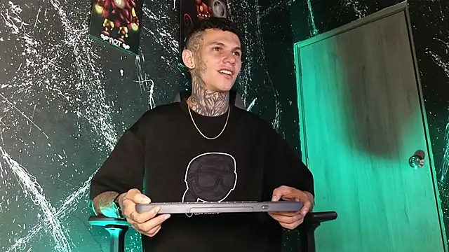 Paulo_527 live sex cam