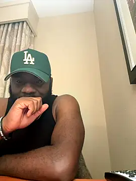 Stayinalive1992 live sex cam