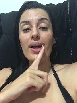 Catmila94 live sex cam