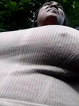 Katie_lips's cam snapshot