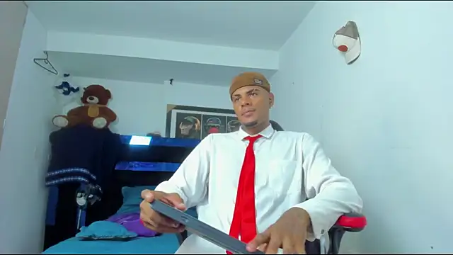 TysonWalkers live sex cam