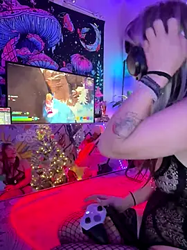 Cutiepiespanks live sex cam