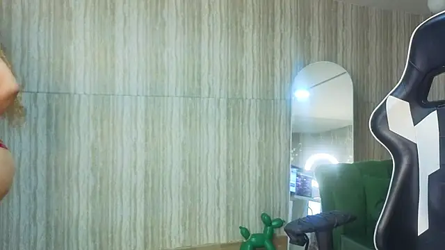 paula_lorens_t1_ live sex cam