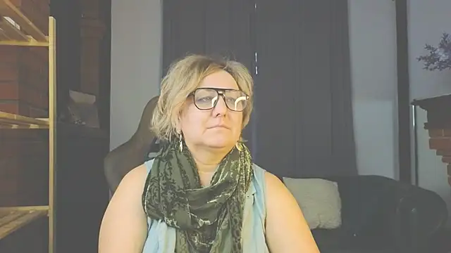 Marta_Wils's cam snapshot