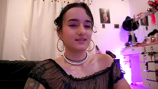 Sisirojas's cam snapshot