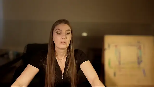 NoNudeElie's cam snapshot