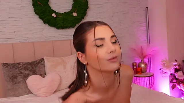 LinaReese live sex cam