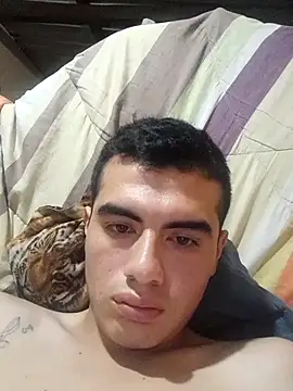 Ortiz3404 live sex cam