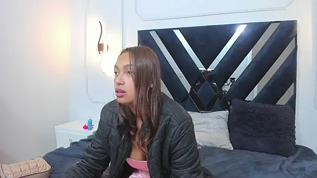 Ivonne_parker's cam snapshot