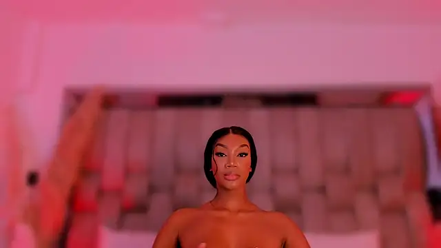 ChaynnaCooper live sex cam