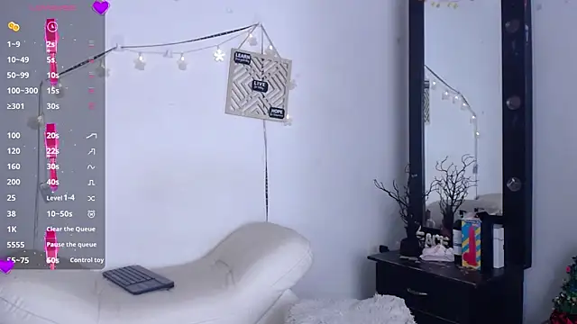 Cute_hornyy1 live sex cam