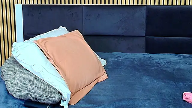 SweetTaya33's cam snapshot