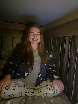 VanLifeVixen's cam snapshot