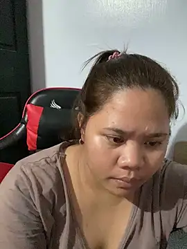 LovelyTits4Daddy's cam snapshot