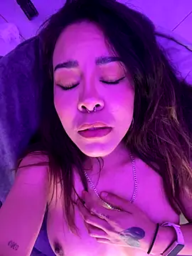 LilEuphoria's cam snapshot